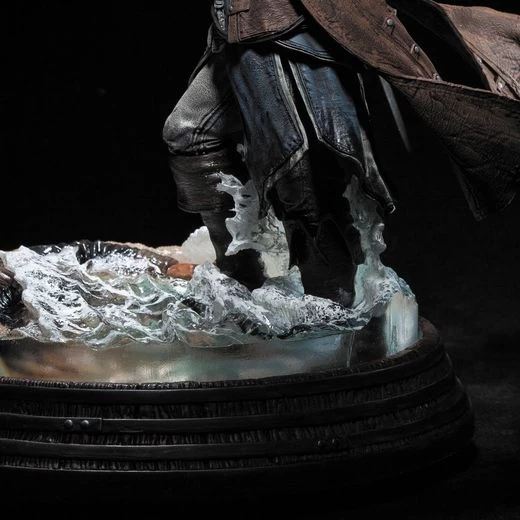 Assassins Creed IV Edward Kenway Resin Statue 6 Assassins Creed IV Edward Kenway Resin Statue – Bild 6